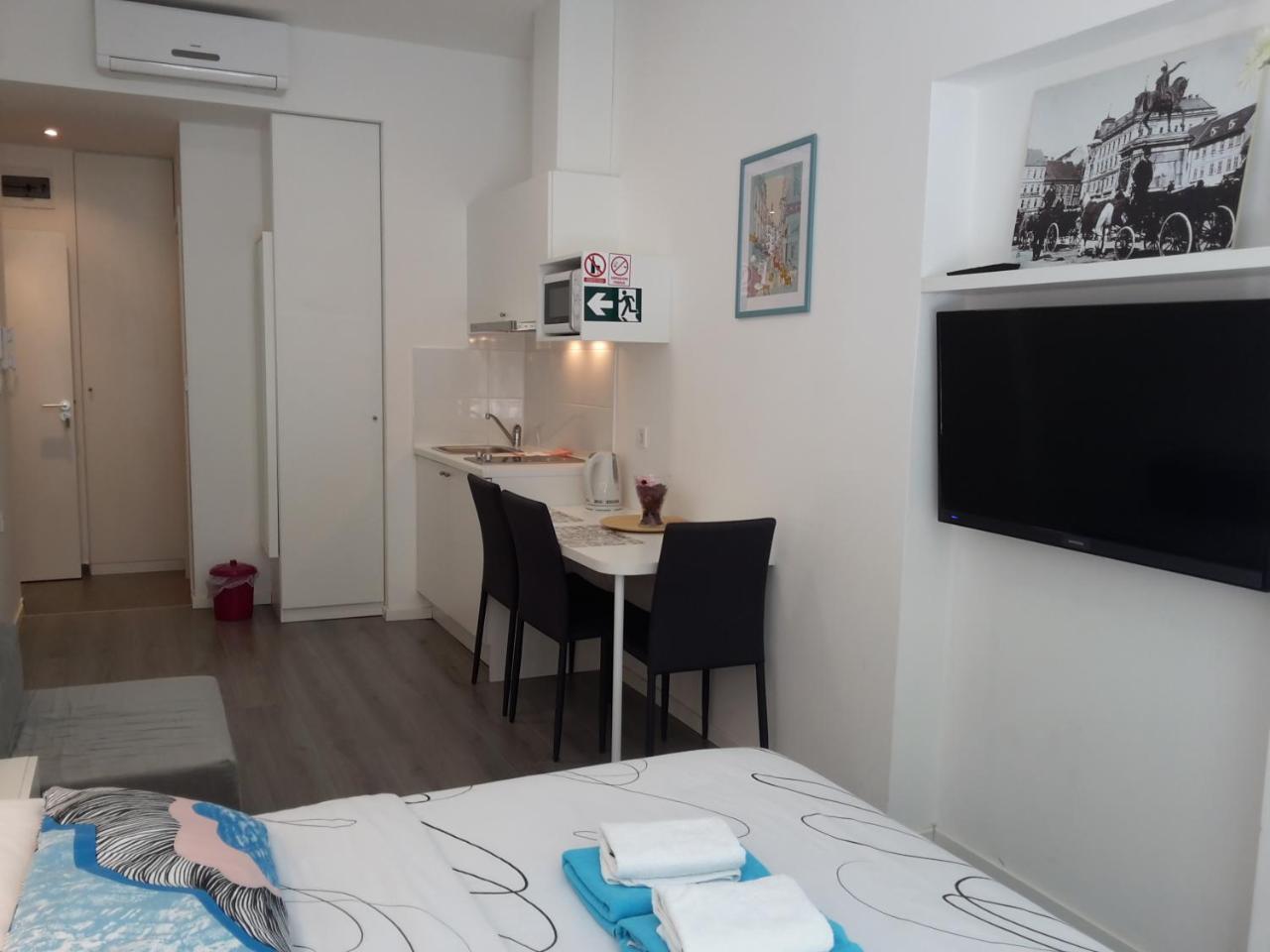 Haustor Apartments Ζάγκρεμπ Εξωτερικό φωτογραφία